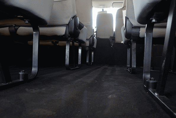Espacio interior para pasajeros y equipaje